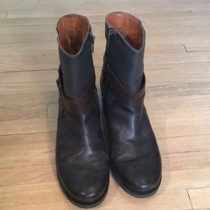 Pikolinos blue boots